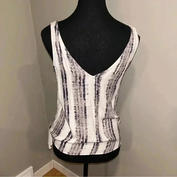 Kismet  Tank - Picture 3 of 4